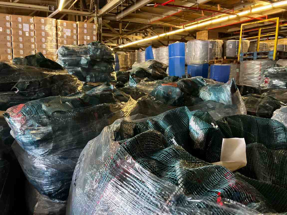 bulk packed bales from 100 lb to 1000 lb of used clothing